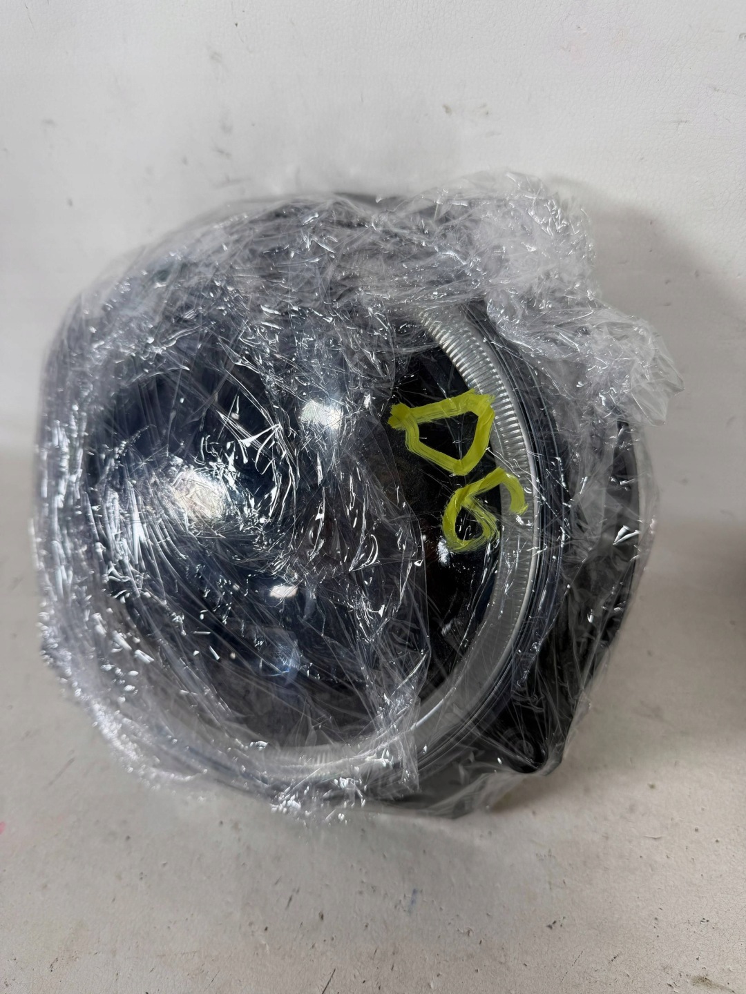 Ineos Grenadier 20221019l1155 light left front front