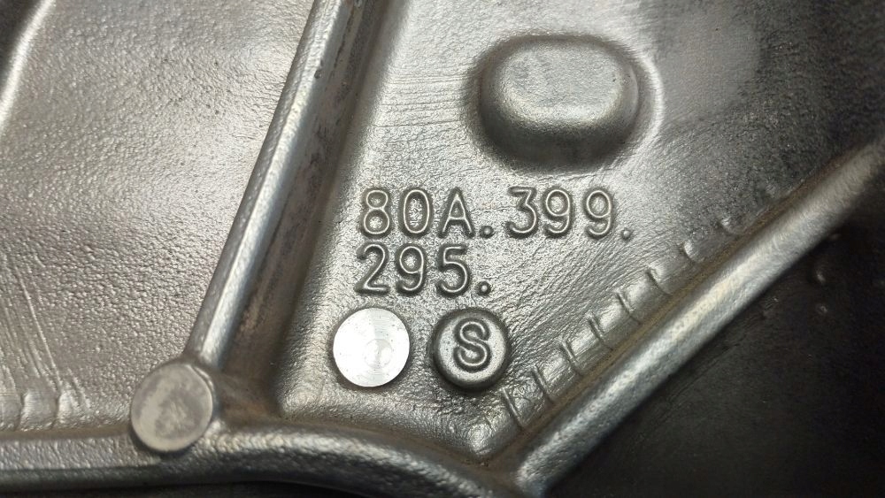 Audi A7 4K Console Support 80A399295