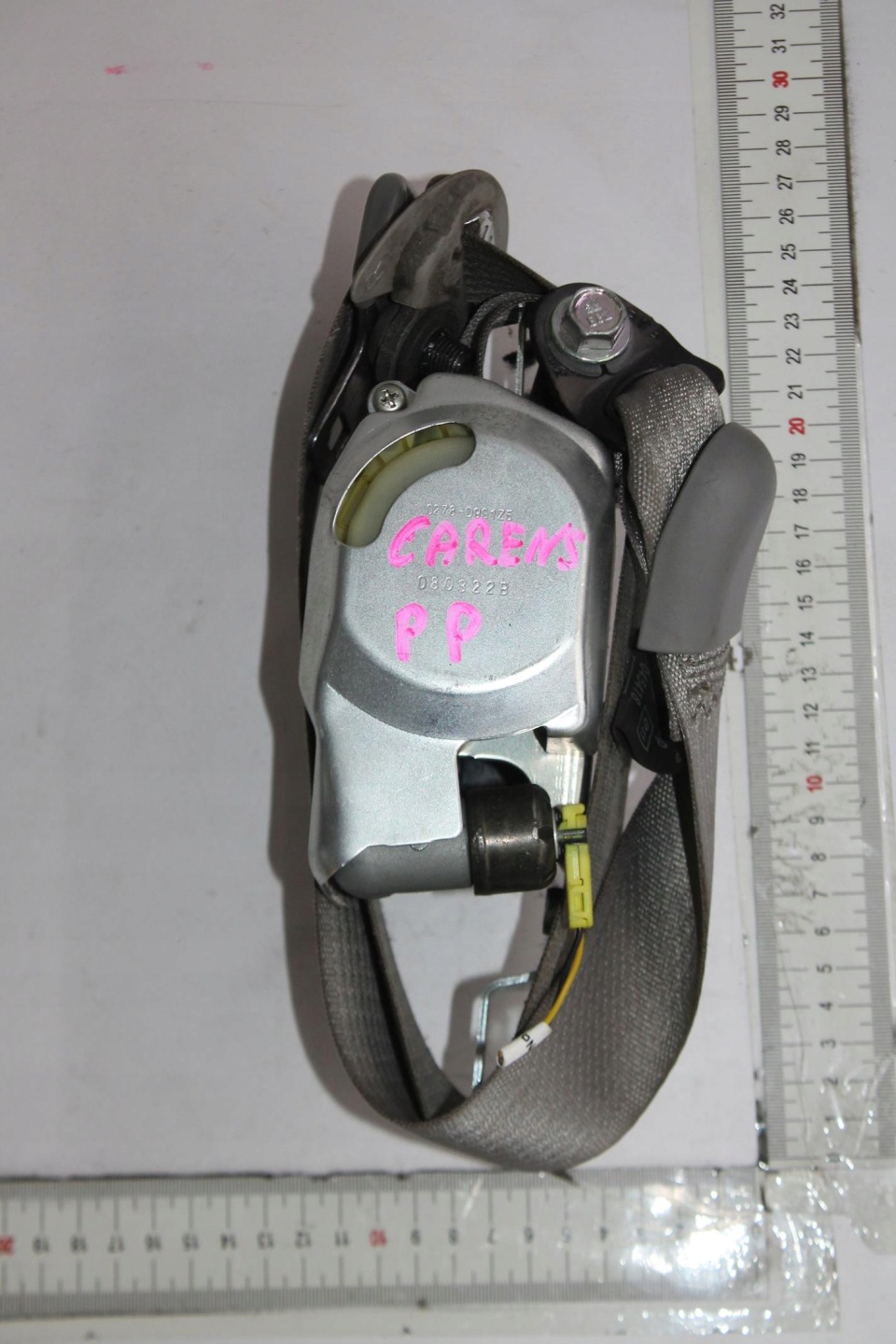 GURTEN SPANNER RECHTS VORNE KIA CARENS III 06-13