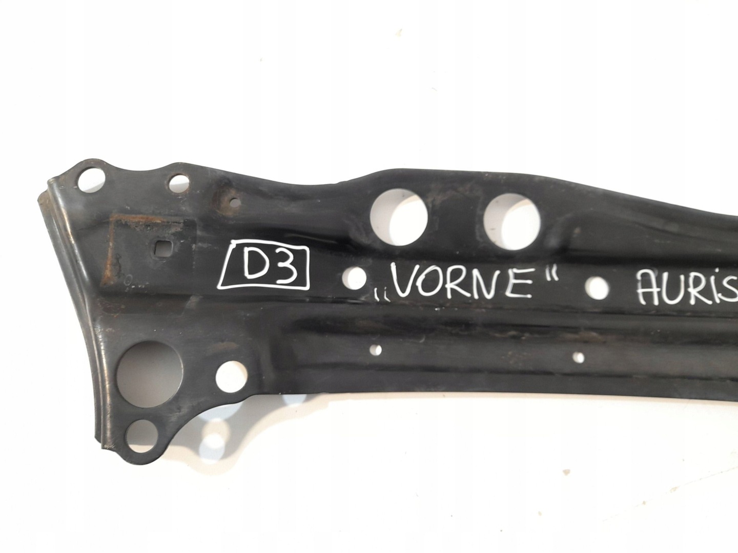 Toyota Auris II E180 console / holder pillar 2013- (D3)