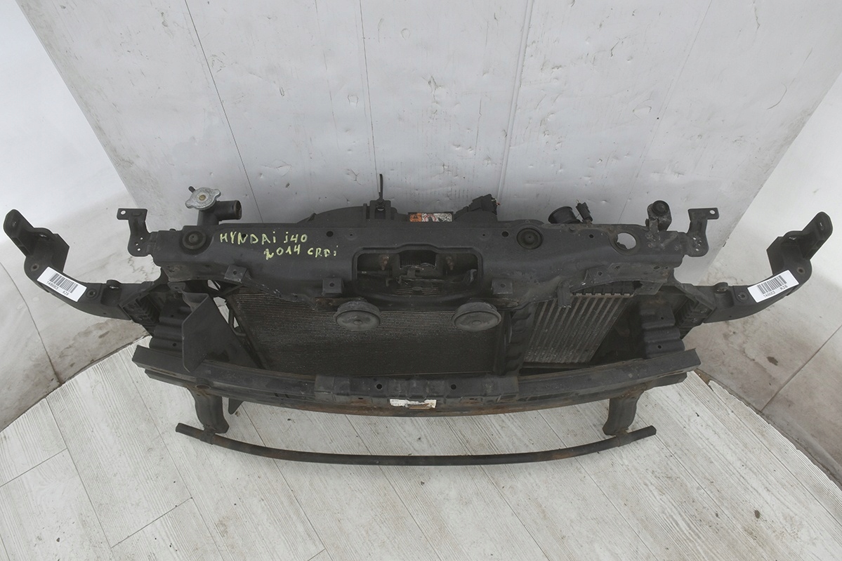 bar, wall * front HYUNDAI i40 CDRI DIESEL