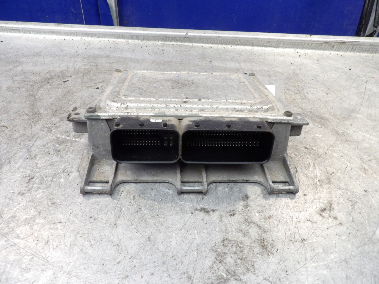 Mercedes A169 computer control unit A2661534879
