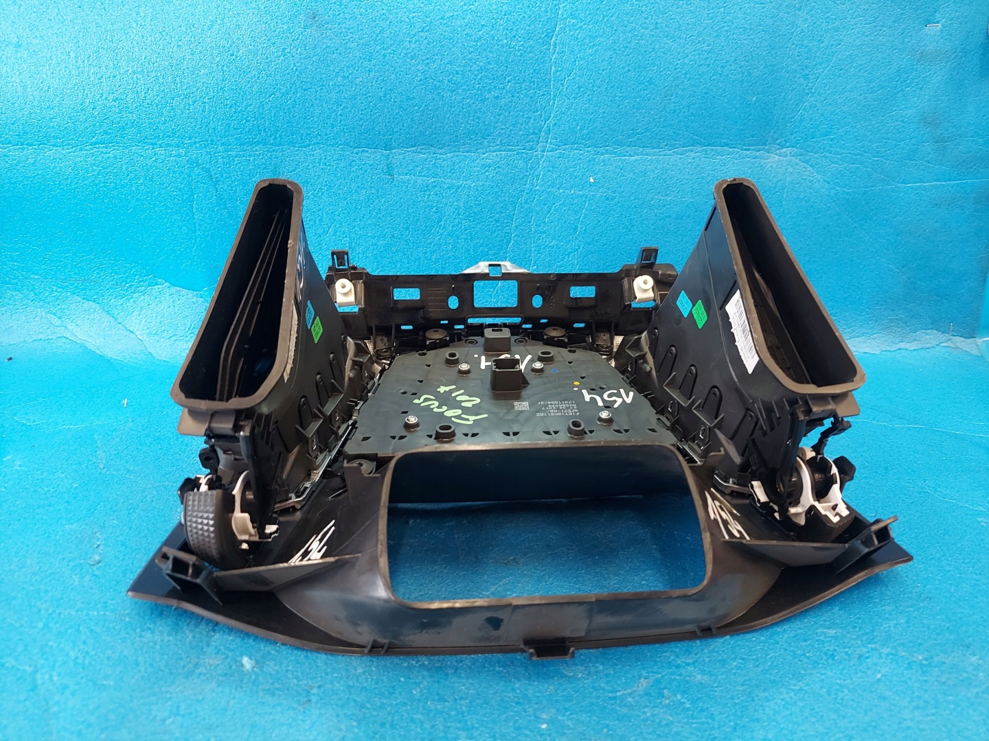control panel radia Ford OE F1ET-18K811-AD