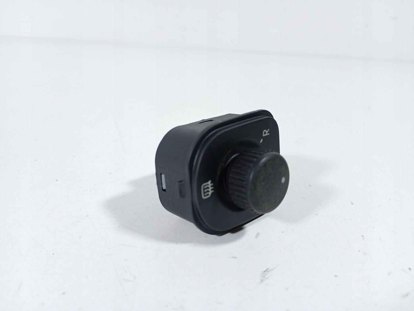 VW Passat B6 05-10 switch switch REGULACJA of mirrors OE 1K0959565H
