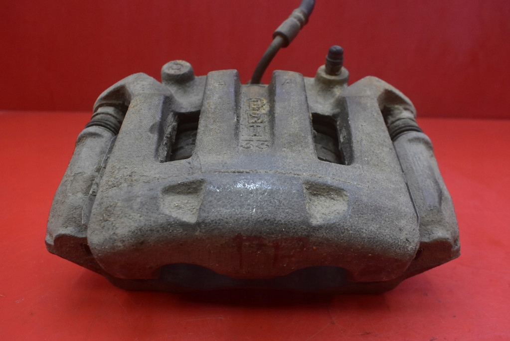 caliper brake right front NISSAN NAVARA NP300 98-06