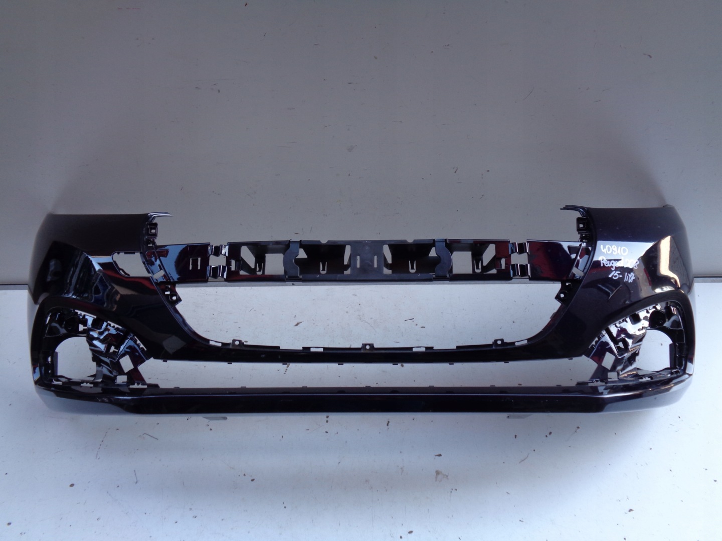 front bumper PEUGEOT 208 15- LIFT NR 40910