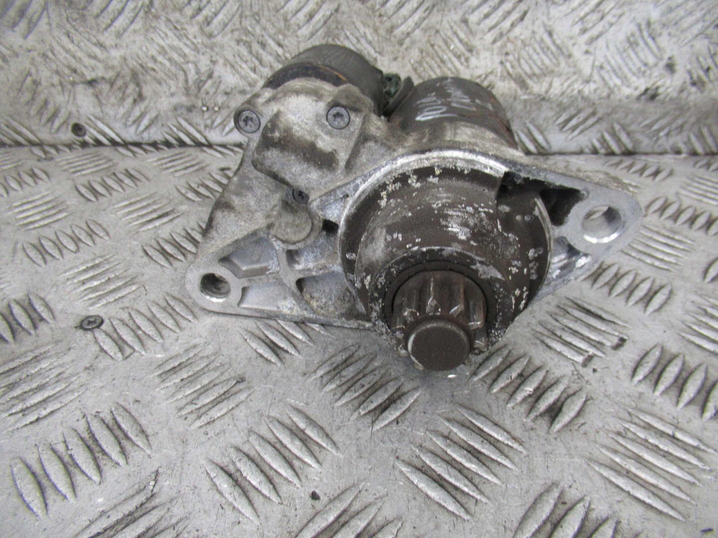 starter VOLKSWAGEN POLO 4 1.4 B