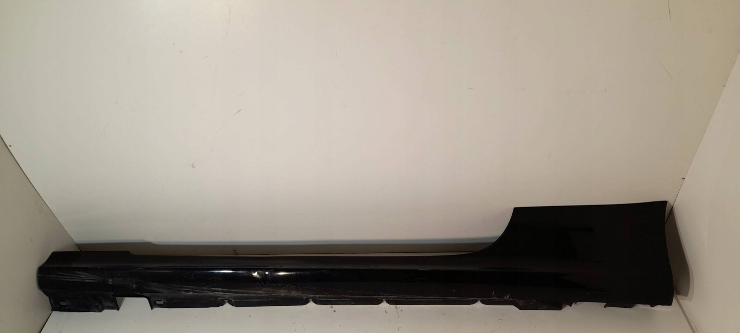 Mercedes-Benz E W238 cap threshold right A2386907302 (MR47)