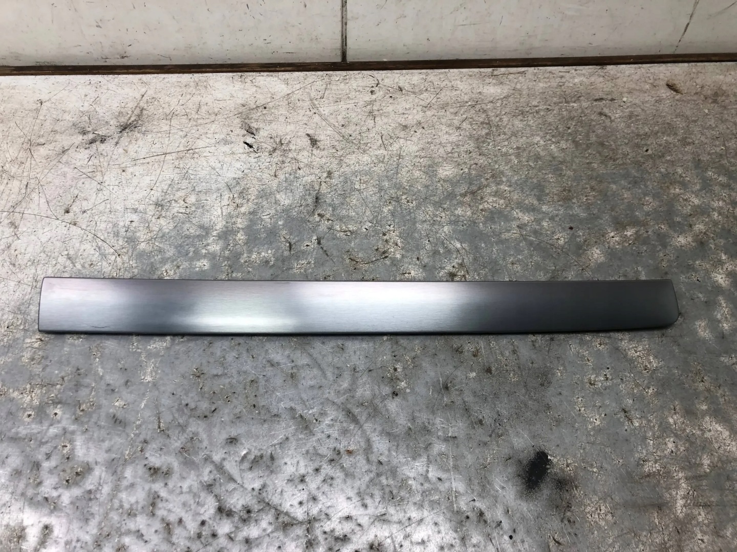 Moulage DEKOR Console VW PASSAT CC LIFT 3AB857212E