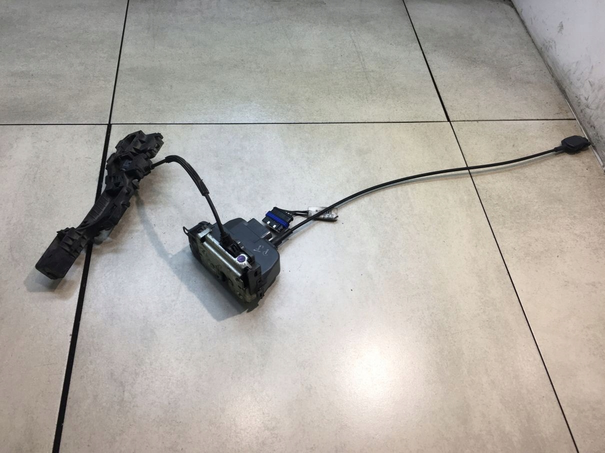 lock door right rear part RENAULT SCENIC II FL 6 PIN