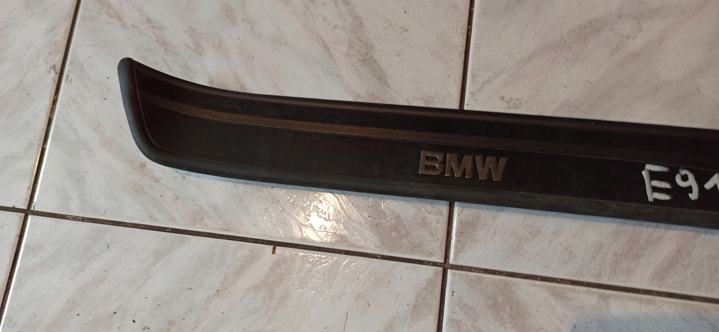 Moulage Jupe Interne Gauche Avant BMW E90 E91