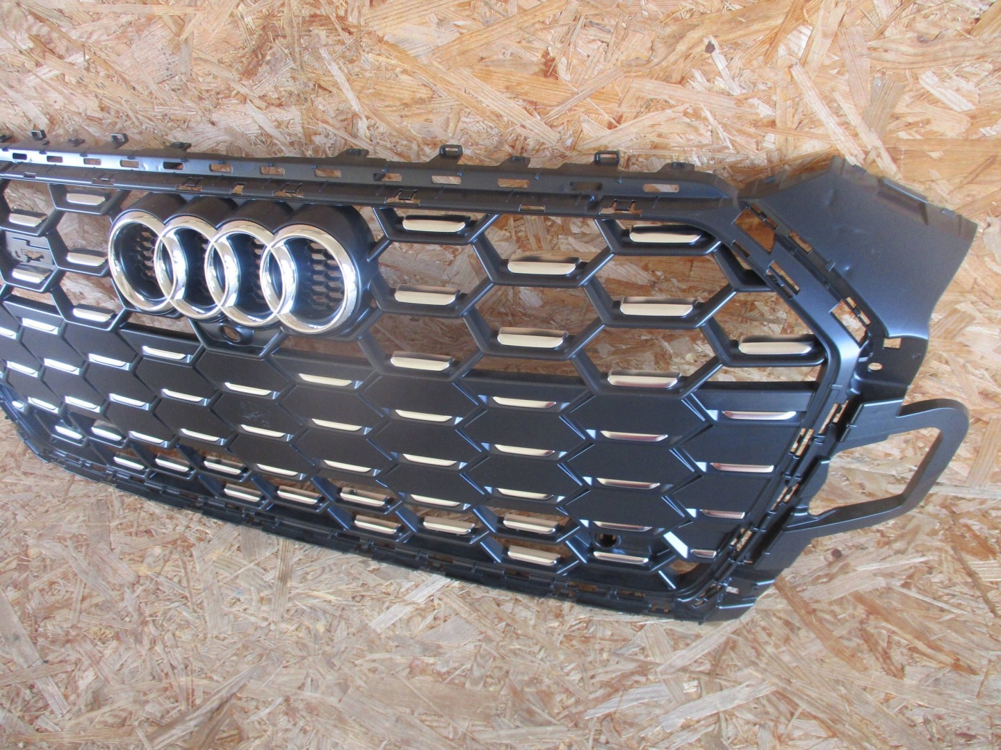 Grille AUDI A5 S5 F5 LIFT