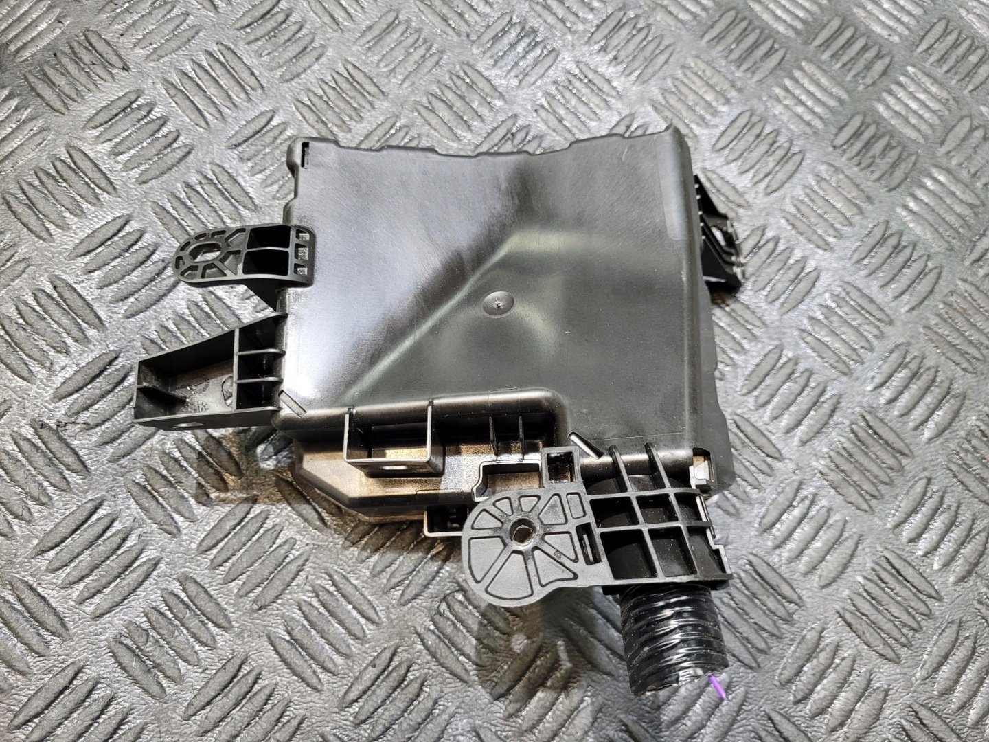 Module fusibles 284B75SA3A NISSAN LEAF II ZE1