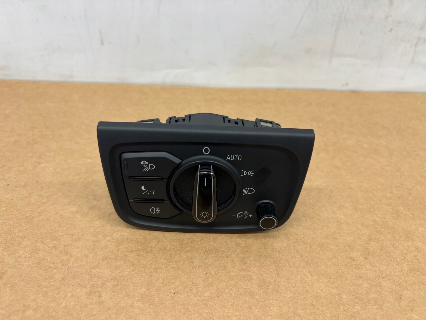 Audi A8 D4 light switch 4H0941531C