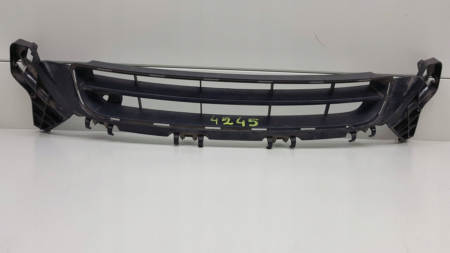 SAAB 95 9-5 AERO 2010 - grid central bumper front 12843698
