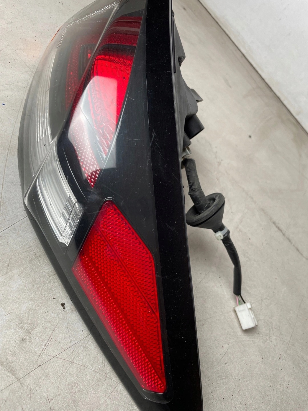 light rear part rear right Hyundai Ioniq 4 lift