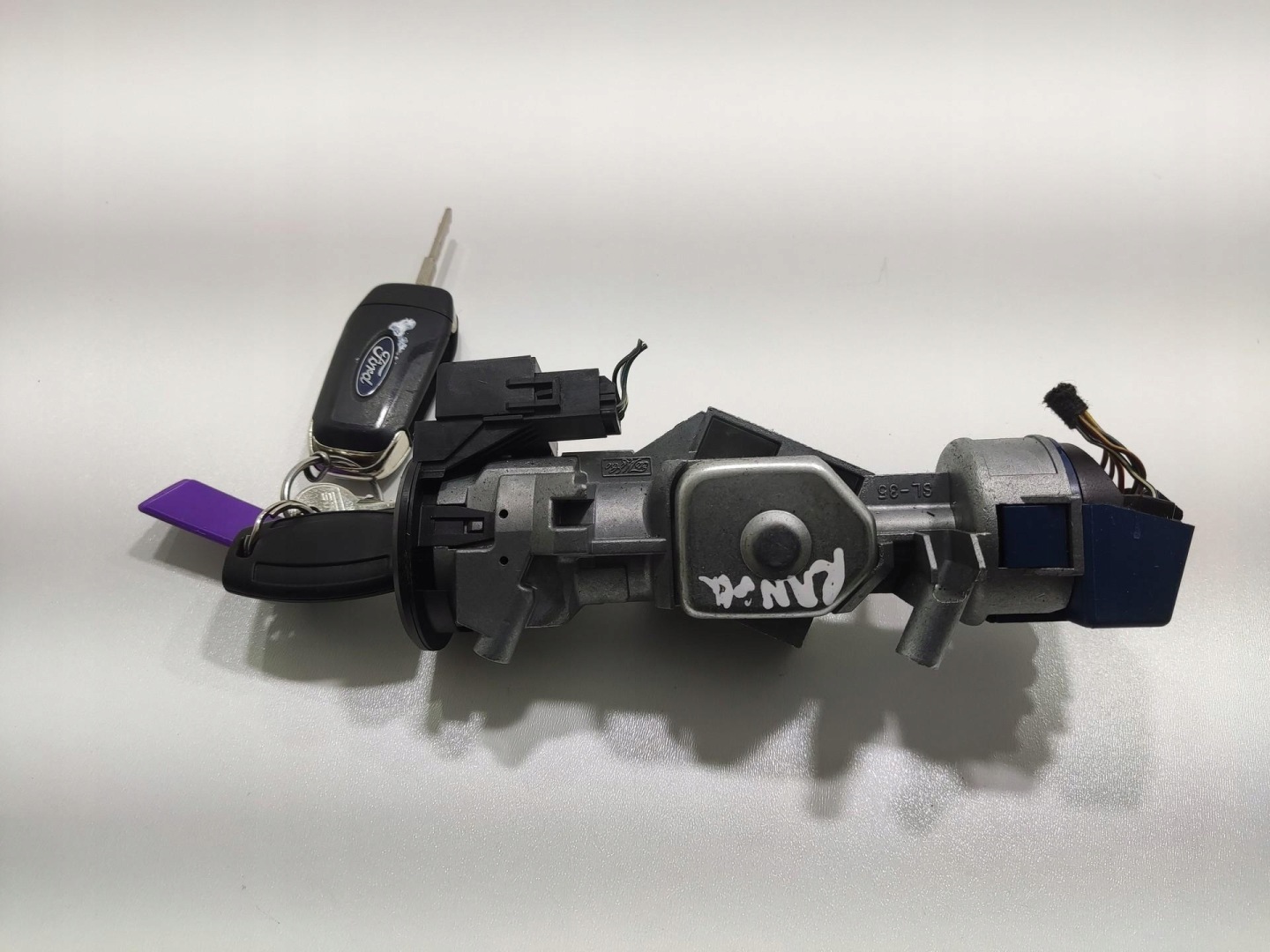 ignition key KLUCZYKI PILOT FORD RANGER IV V 2012-2018 EB3T-15K601-BB