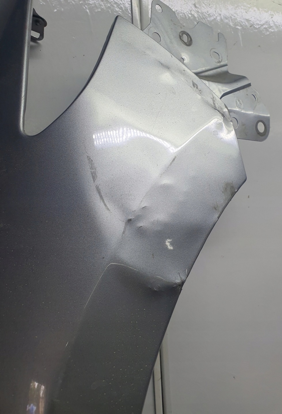parafango Destra Anteriore MAZDA 3 BP 19
