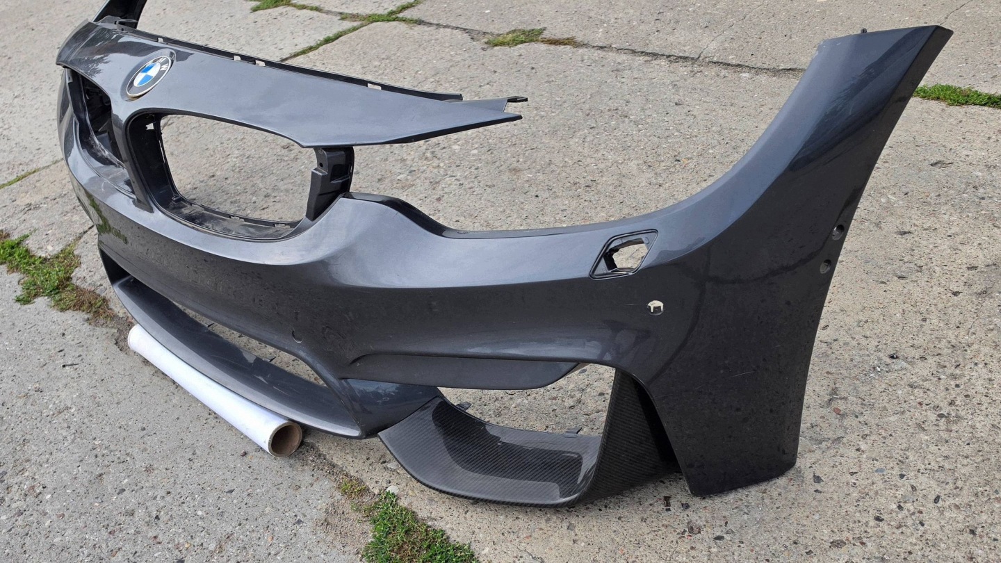 BMW M4 F82 F83 8054290 frontstoßstange