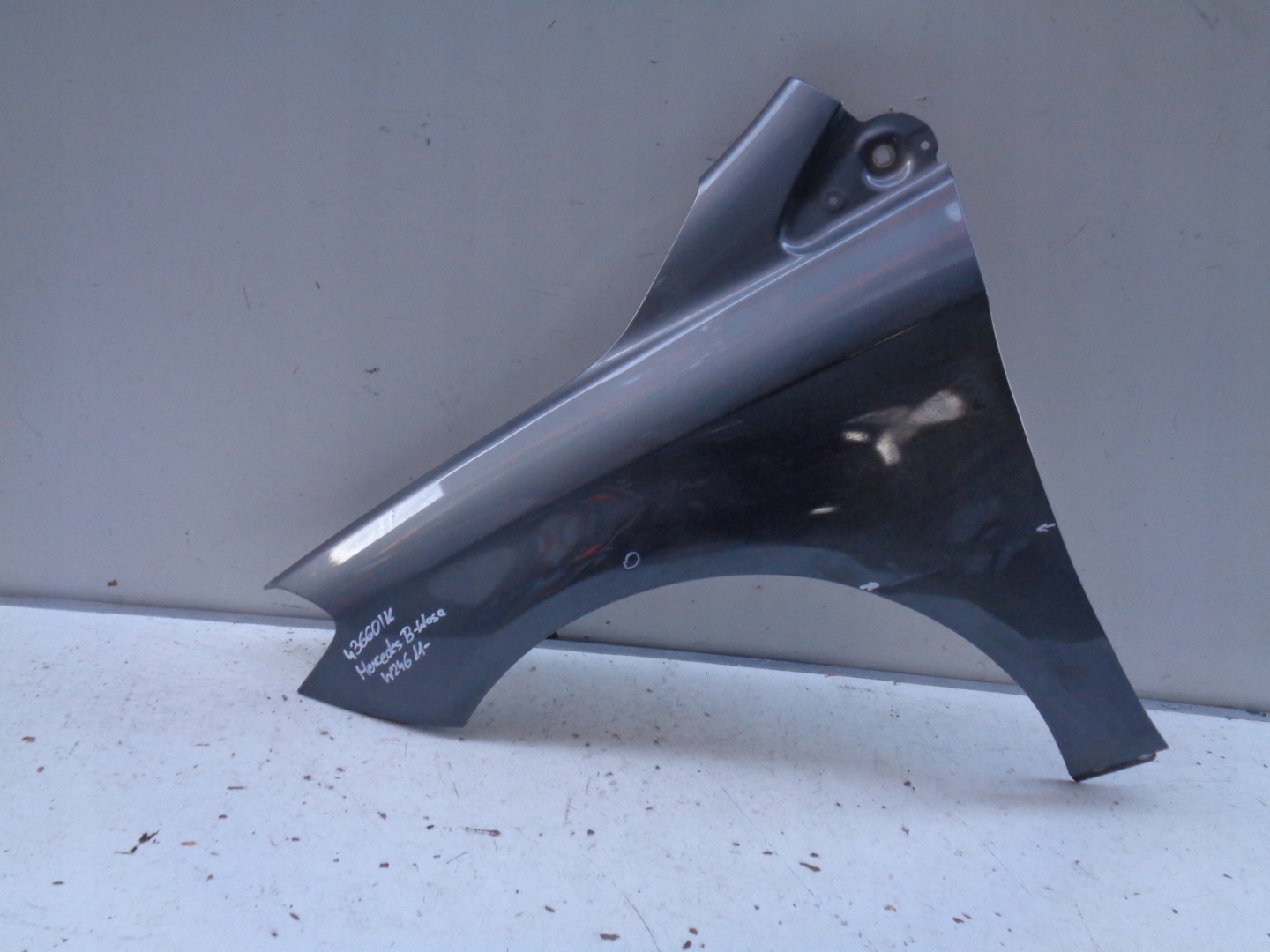 fender left front MERCEDES B-KLASA W246 11- NR 43660