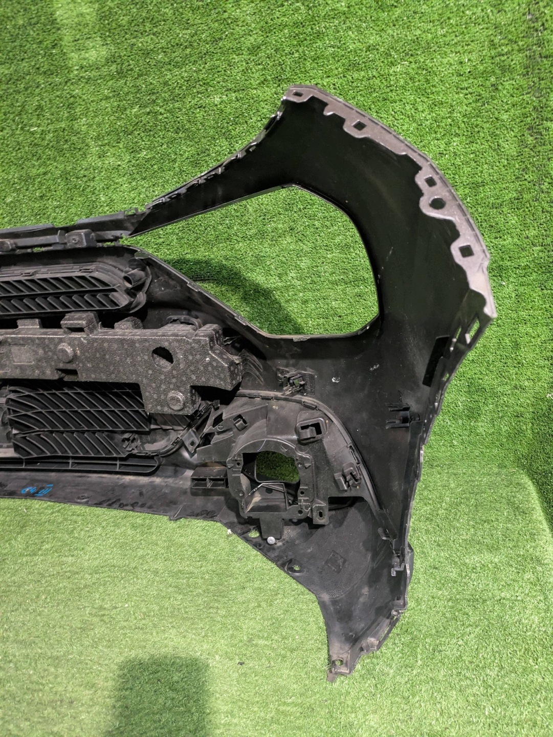 Frontstoßstange vorne CITROEN C4 III 20- NR.Z9647