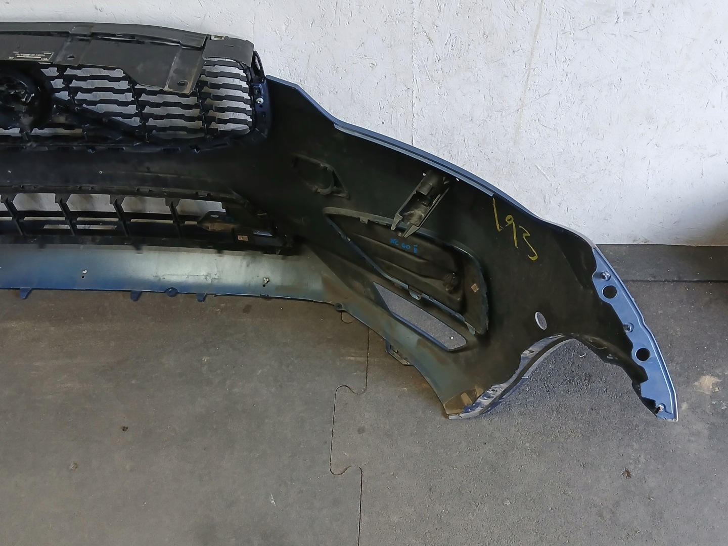 bumper front VOLVO XC60 XC-60 XC 60 II 2 R design 17