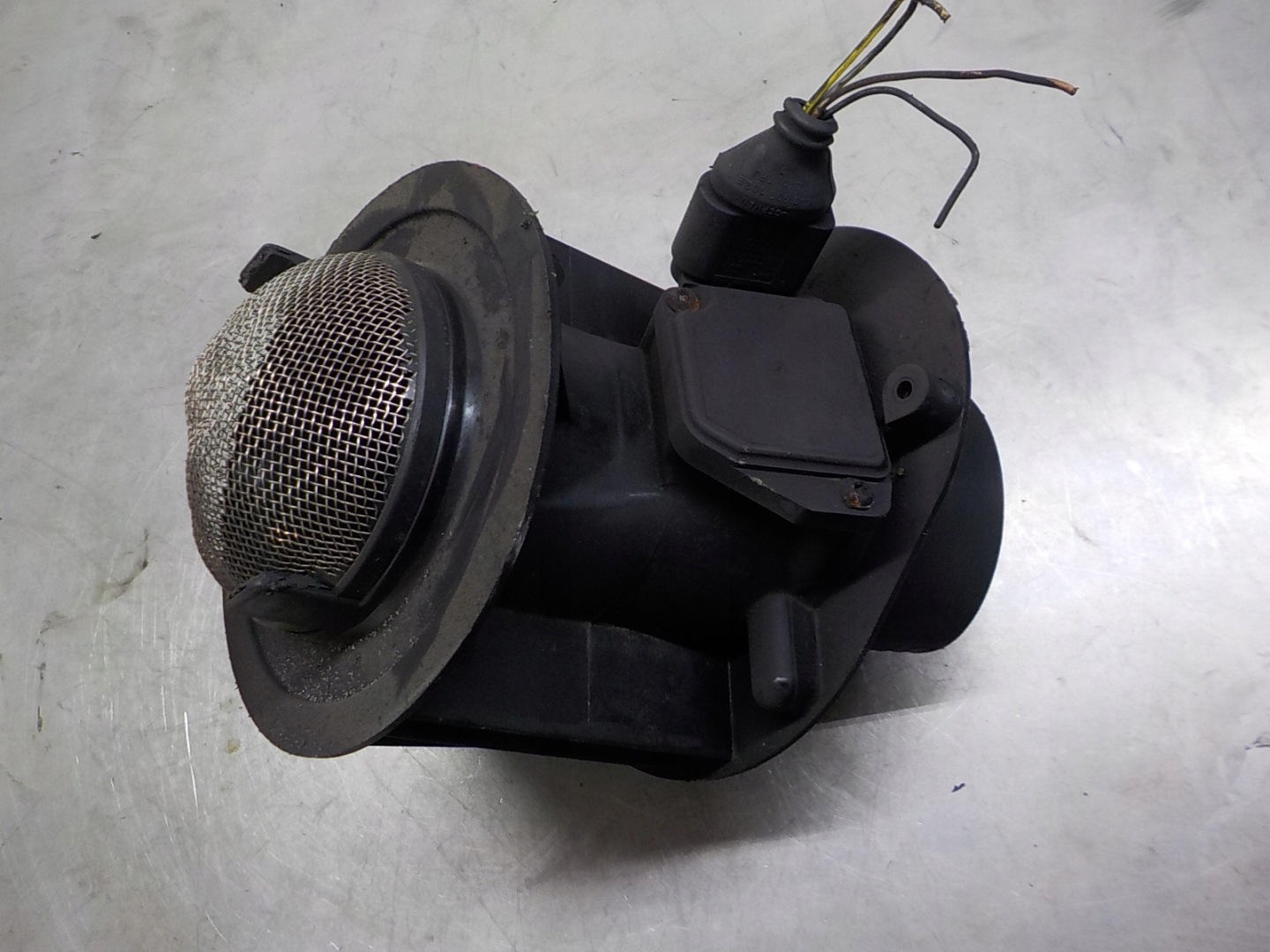 flow meter AUDI A8 D3 4.0 V8 4605225289