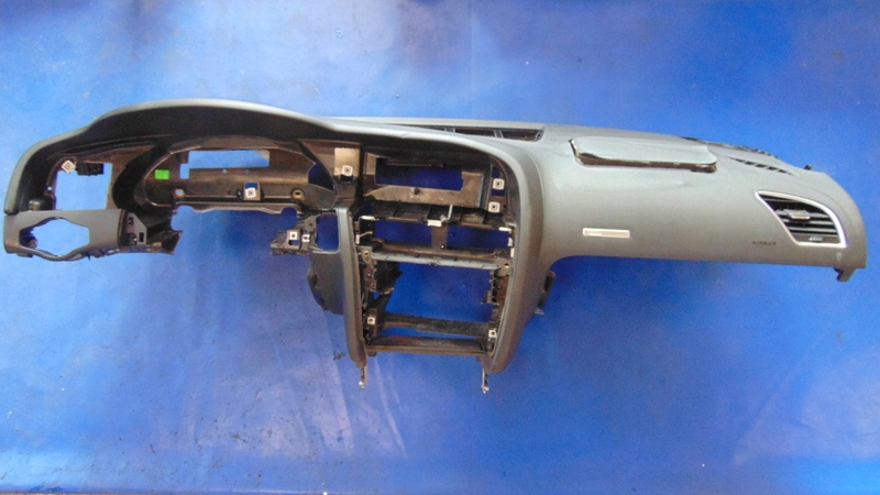 dashboard console ROZDZIELCZA EUROPA AUDI A5 8T 07-16R