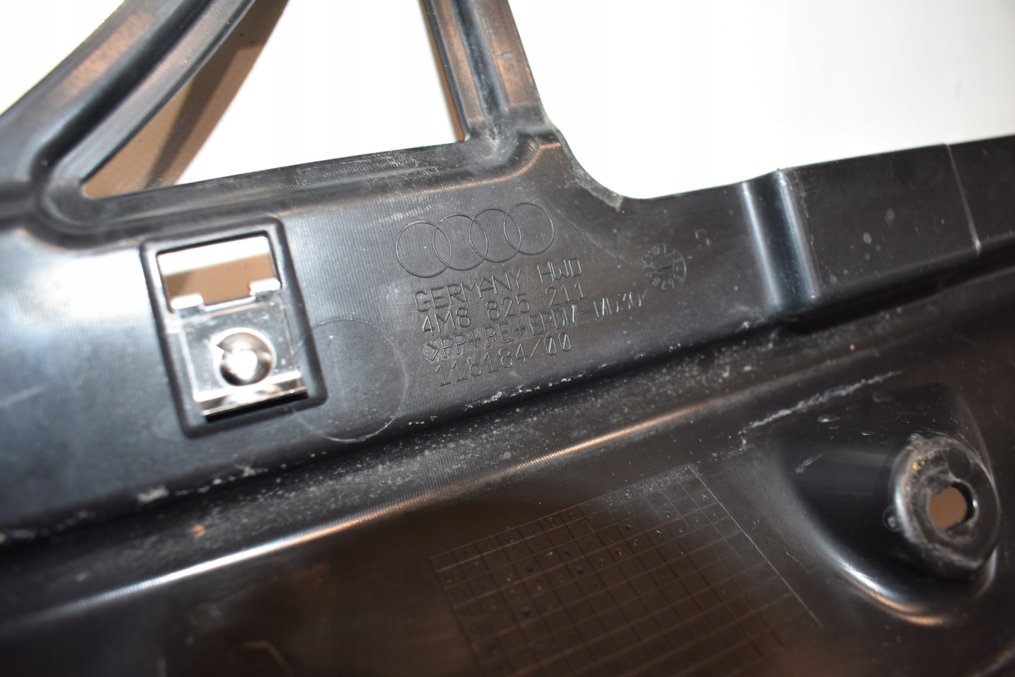 moulding cap threshold of the threshold left LAMBORGHINI URUS AUDI Q8 RSQ8 1