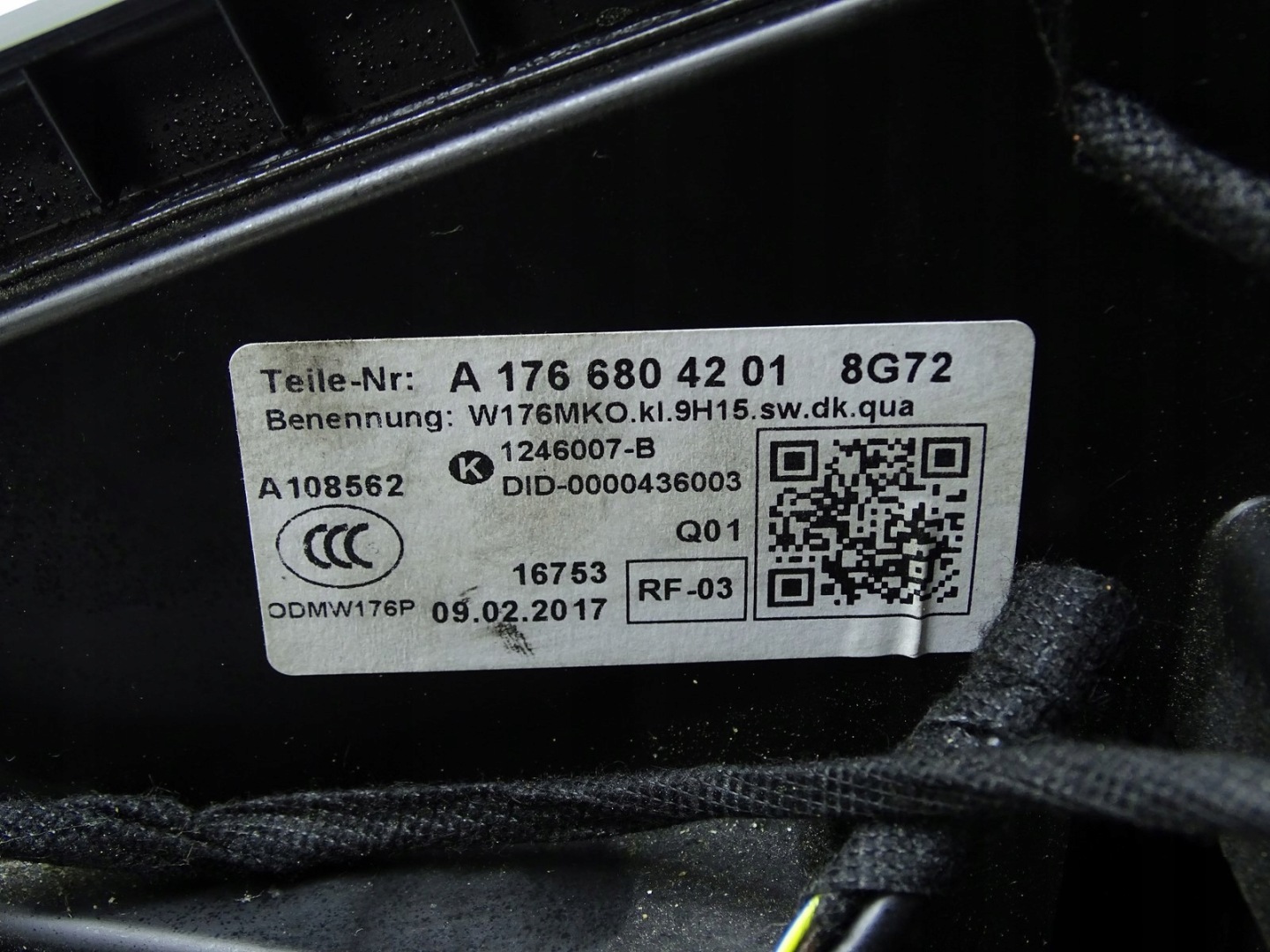 TUNEL central armrest MERCEDES A W176 A1766804201