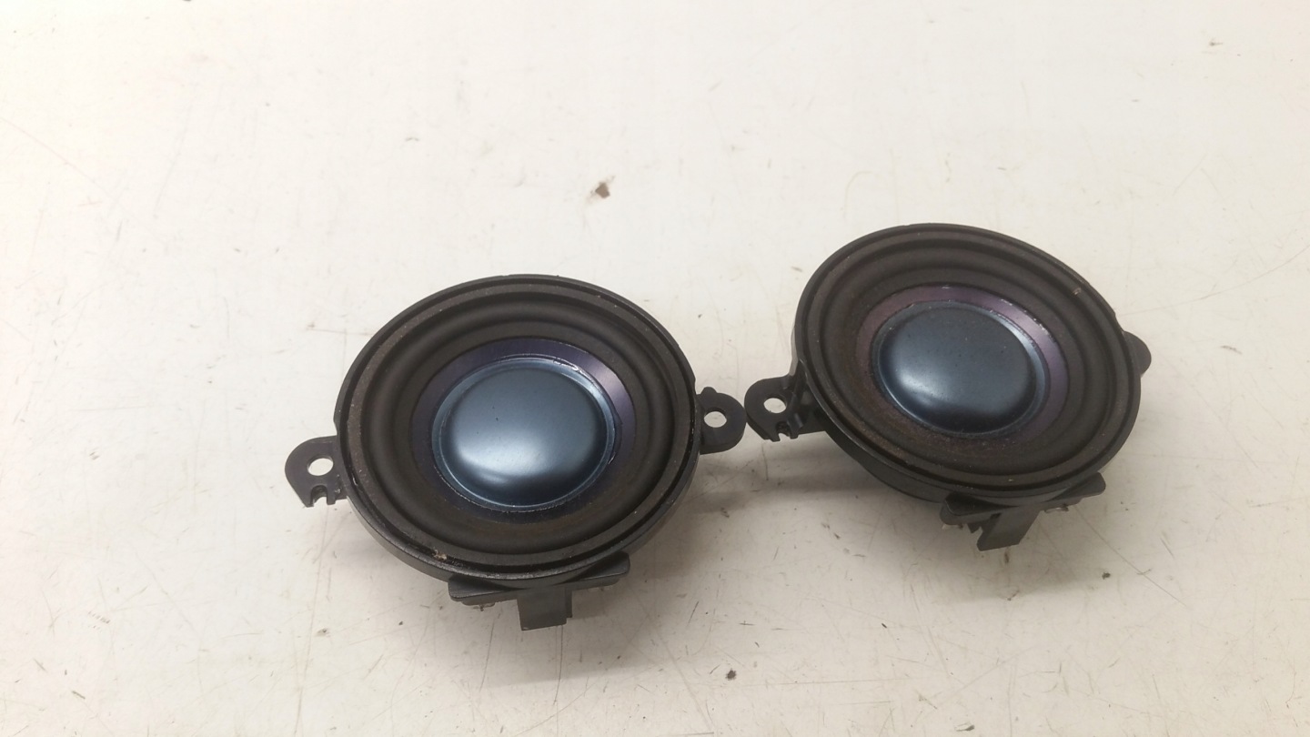 speaker 1718301602 Mercedes W171