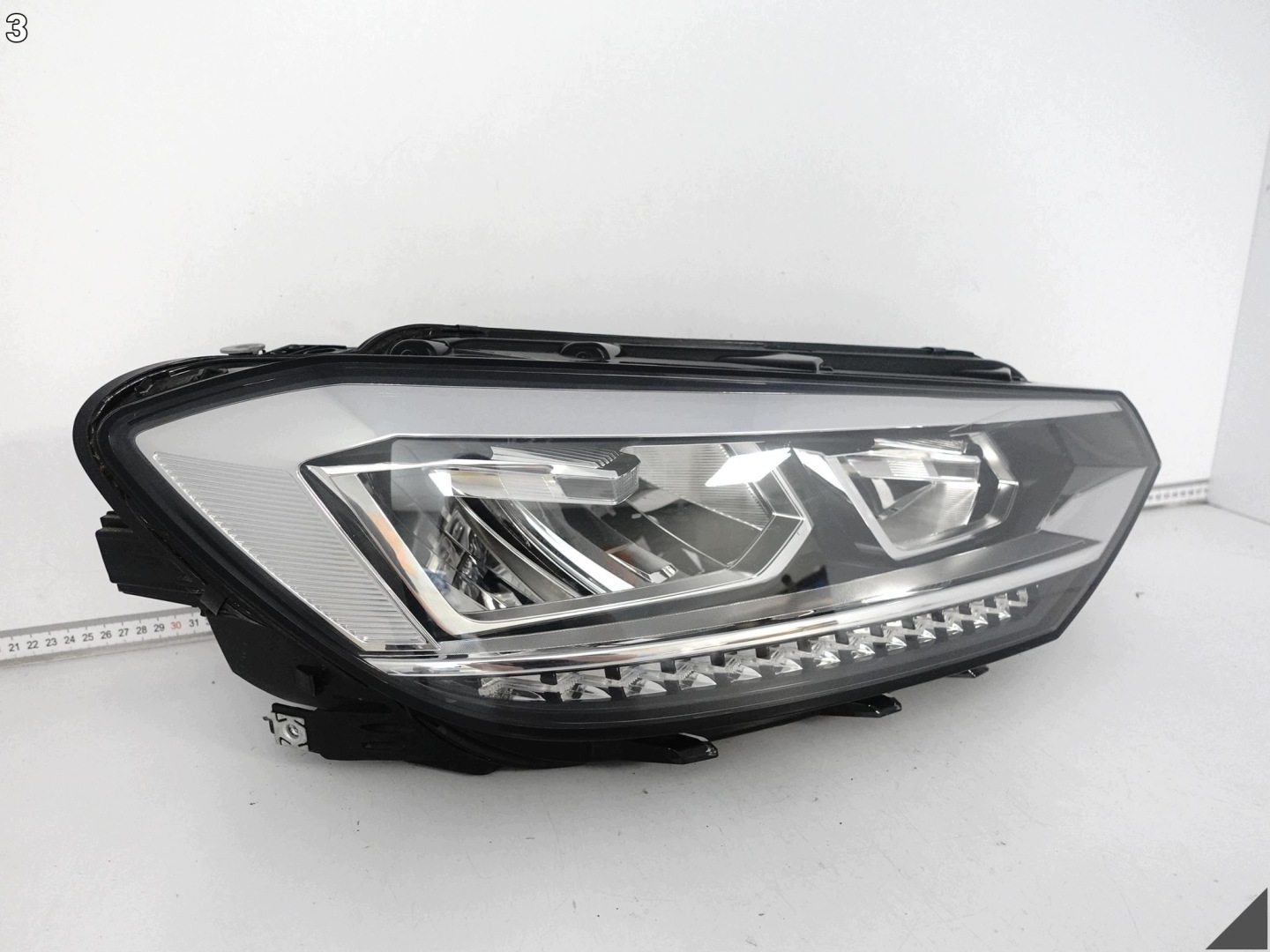 VW TOURAN 5TB (2 GENERACJA) 15-26 light FULL LED BASIC right front EUROPA