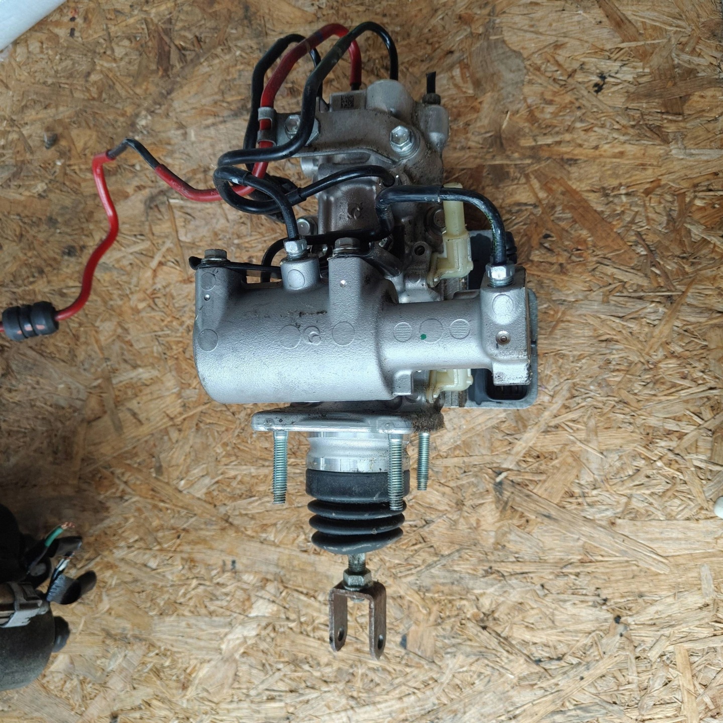 Toyota Auris E180 Pompa ABS + servo hybryda 4727047030