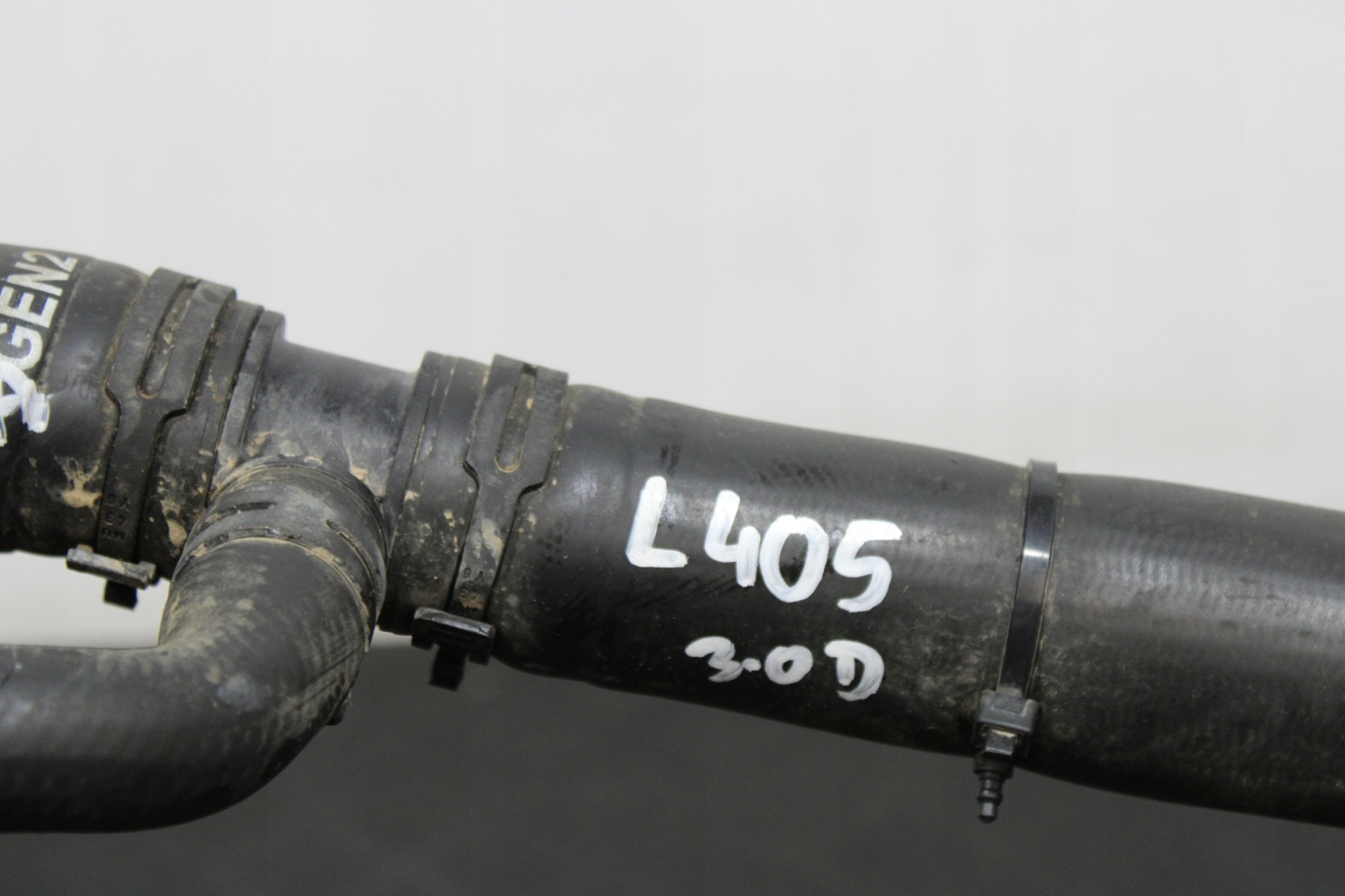crijevo prijenos vode HPLA-8286-DA LAND RANGE ROVER VOGUE L405 LIFT