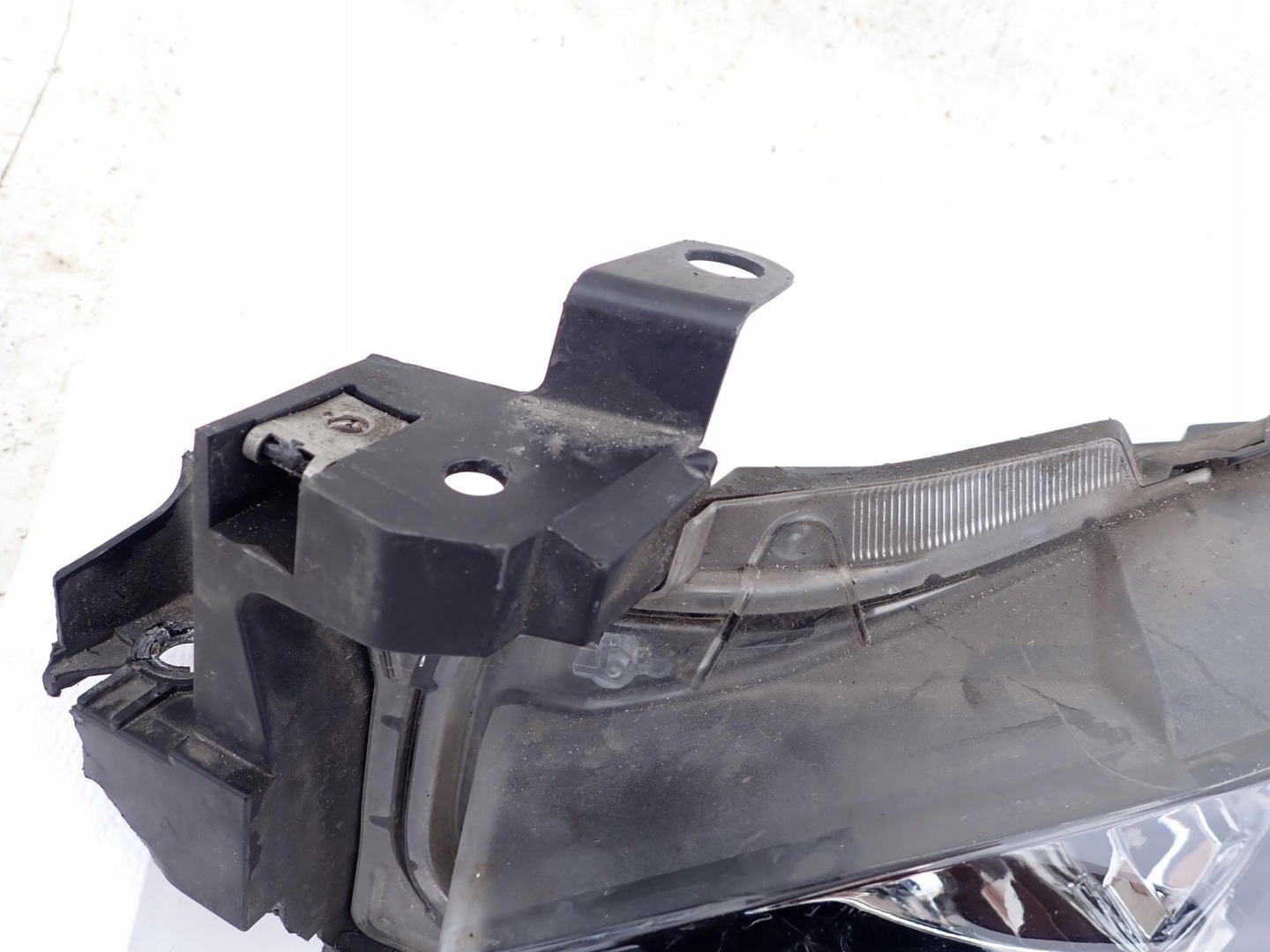 MAZDA 3 III LIFT 16-18 light front front left