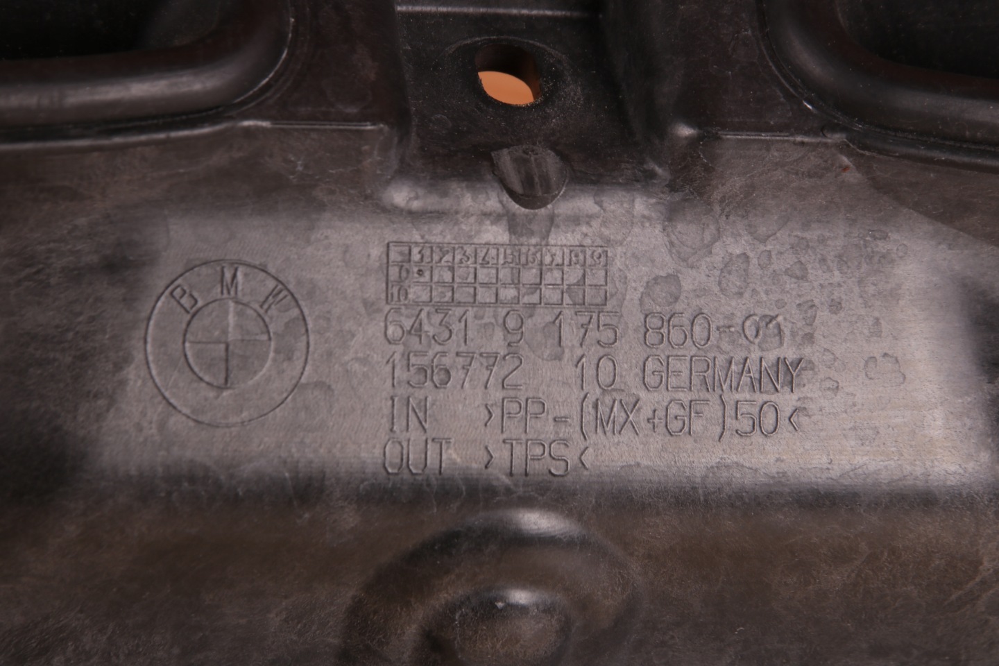 BMW E81 E87 E90 E91 E92 X1 E84 cover under the window SCIANA GRODZIOWA 9175860