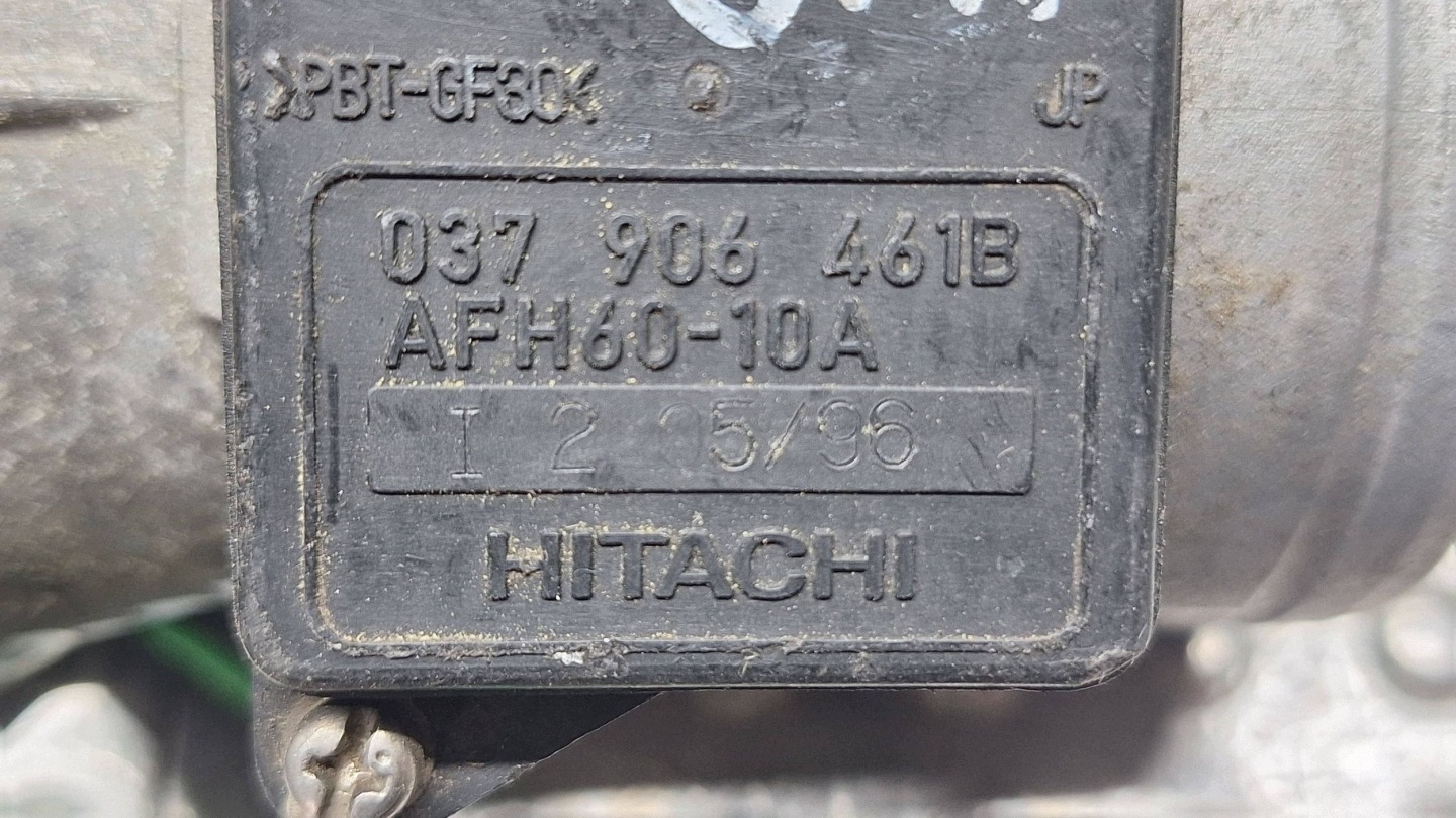 flow meter 037906461B AFH60-10A AUDI A4 B5 PASSAT B4 1.8 20V
