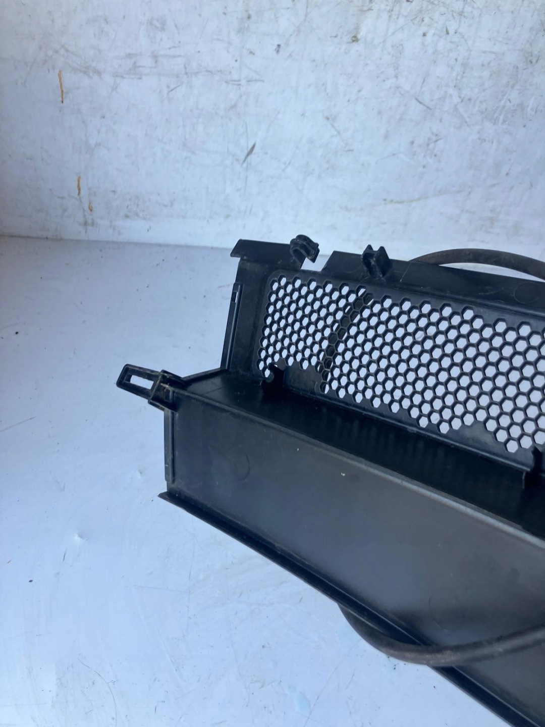 torpedo upper left PEUGEOT 3008 II 98101165XT