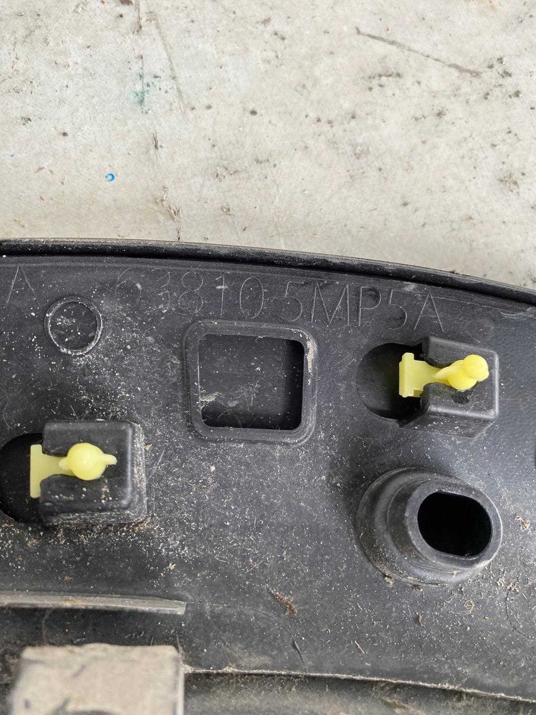NISSAN ARIYA 22- moulding cap for fender right front front 63816 5MP5A