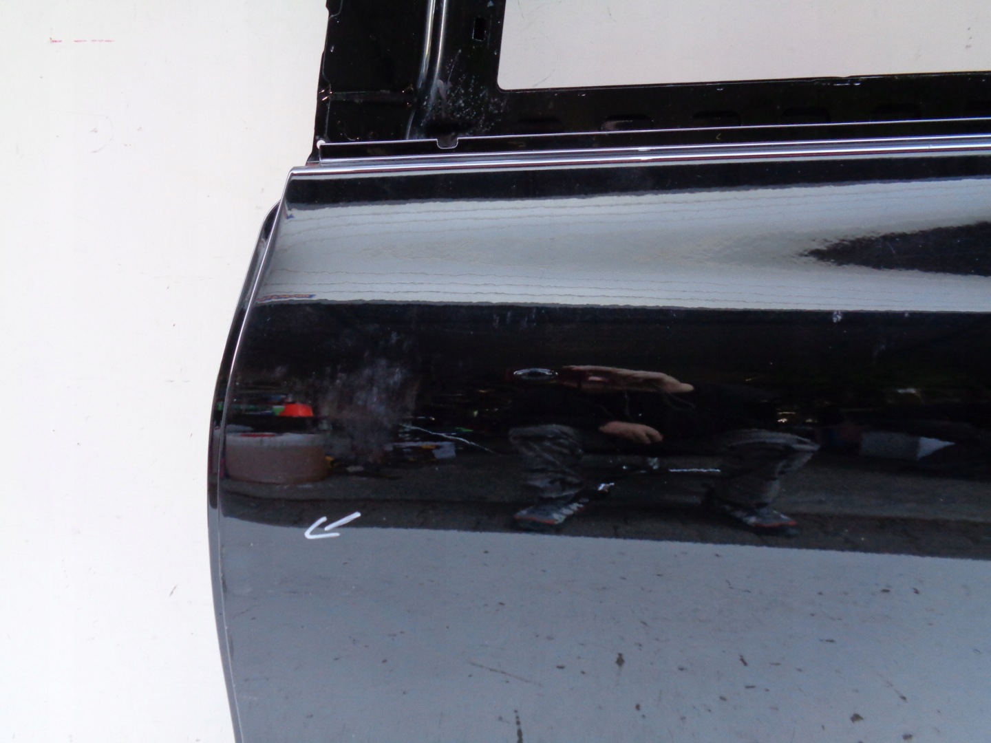 door left rear. MERCEDES EQC W293 NR 43381
