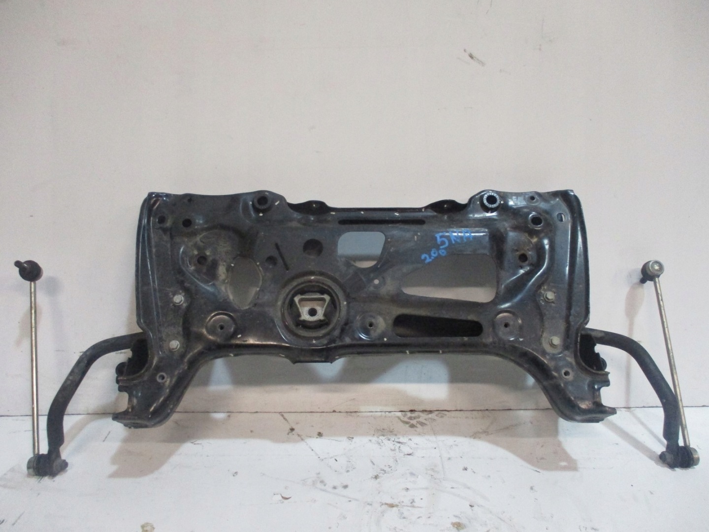 axle beam subframe axle beam VW TIGUAN 5NA