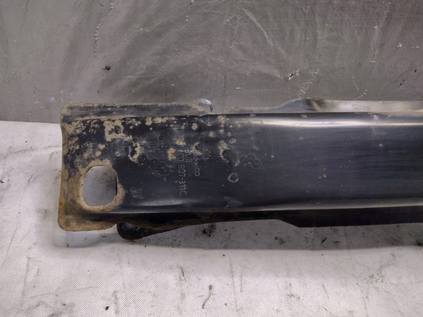 sider bumper rear part Volkswagen New Beetle 1C0807305B