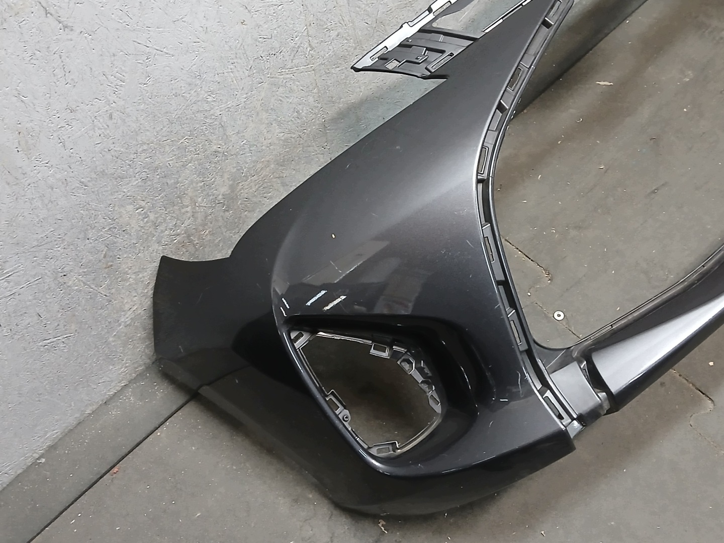 bumper front TOYOTA YARIS III 3 LIFT 14-17