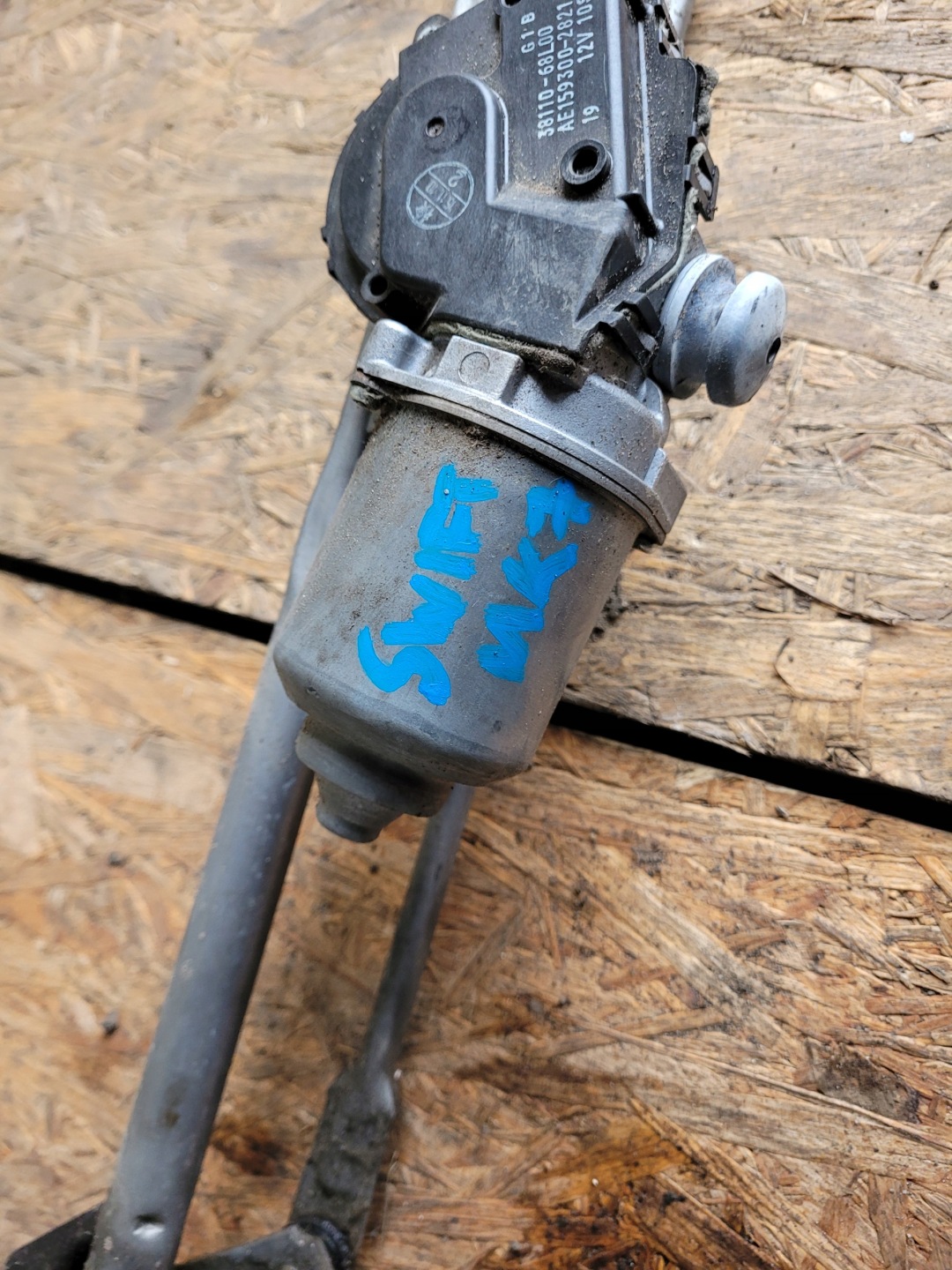 wiper mechanism front SUZUKI SWIFT MK7 MK-7
