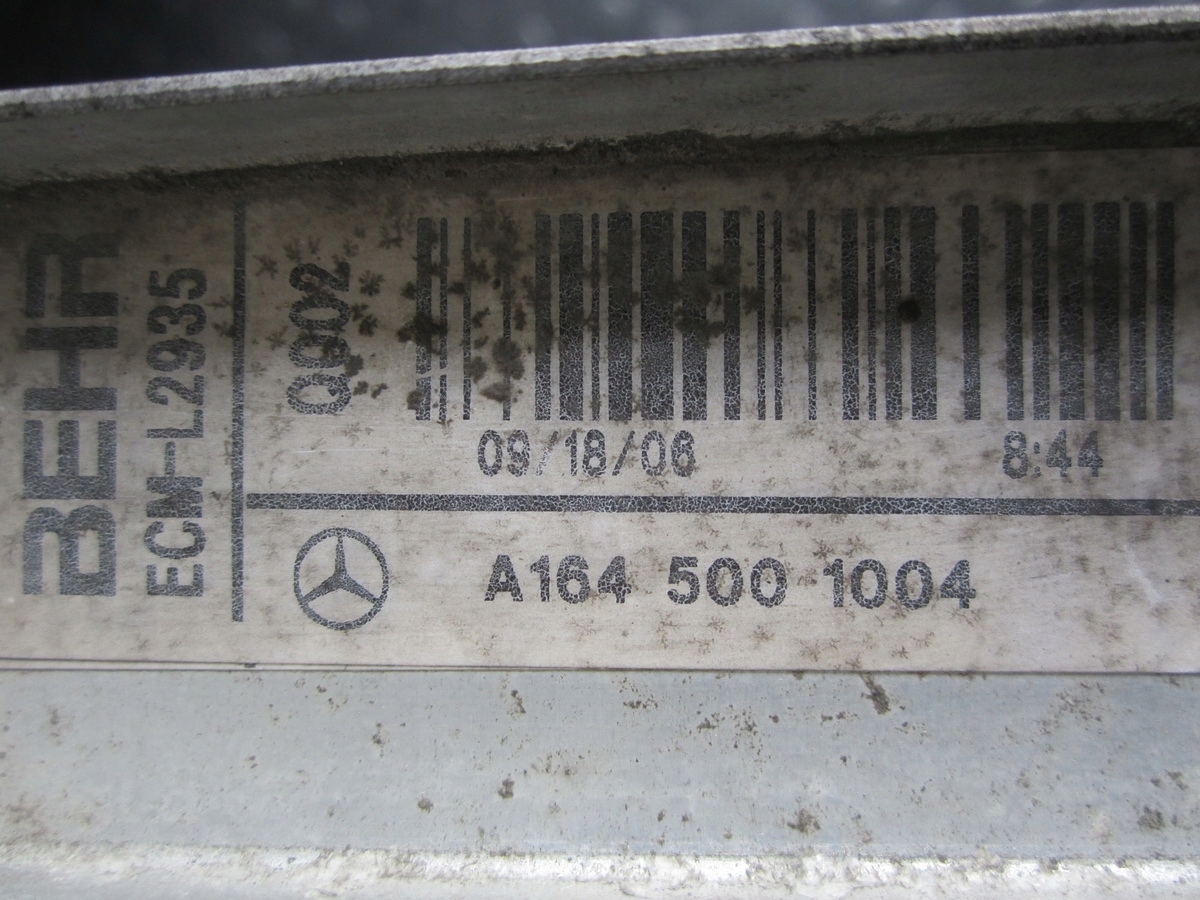 water cooler Mercedes GL X164 GL420 4.0 V8