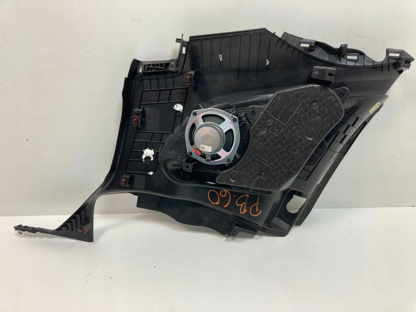 Chevrolet Camaro 16+ side left rear part 23395986