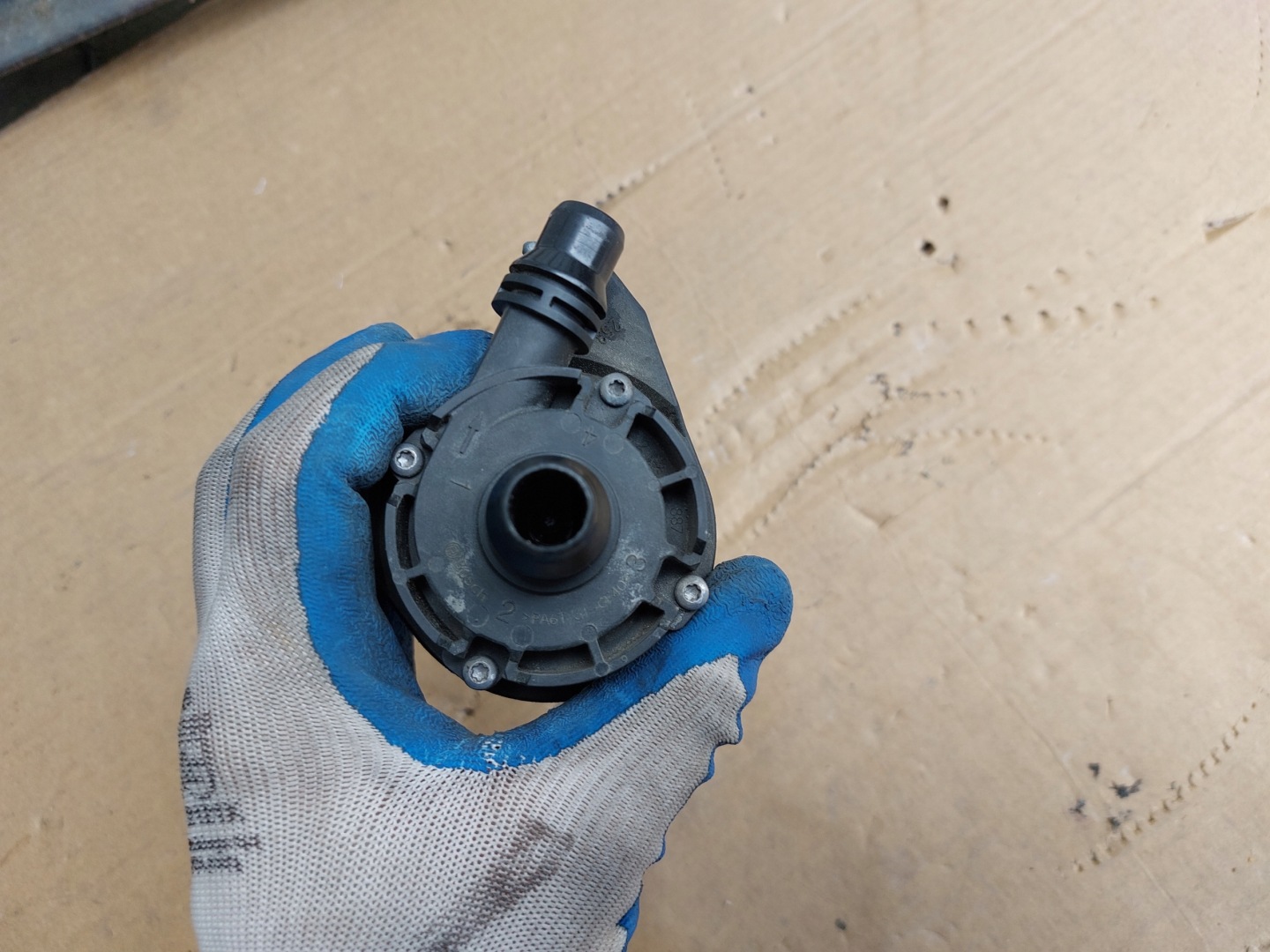 supplementary water pump BMW MINI 19r