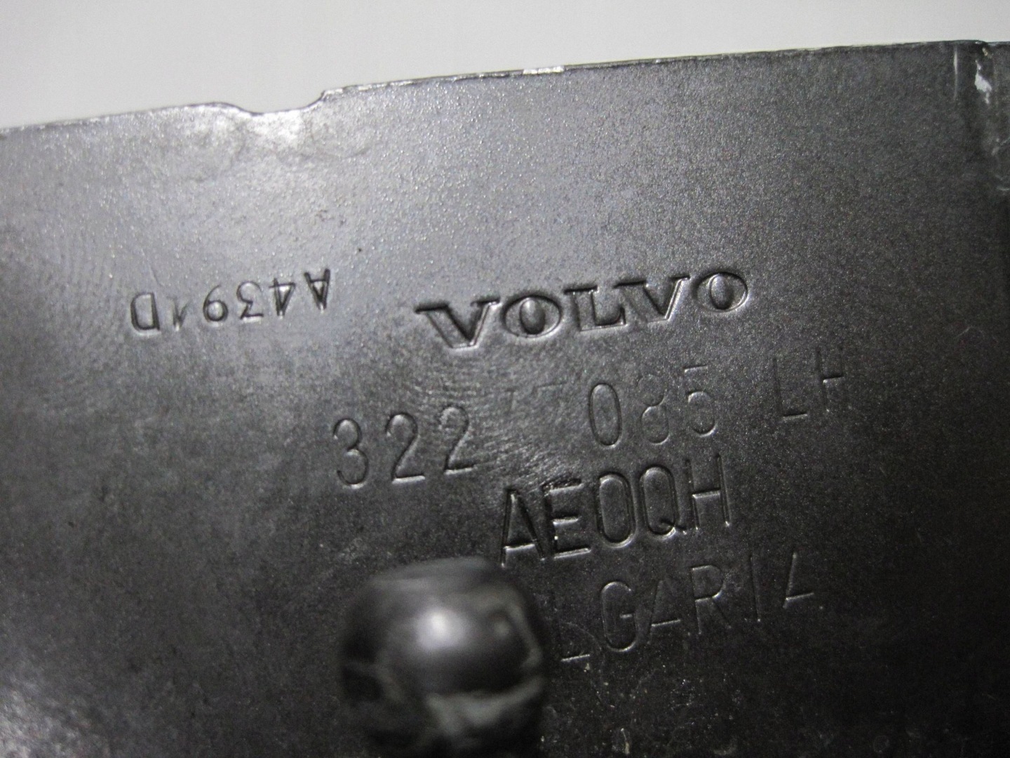 bonnet hinges left VOLVO V60 II 24R 32277085 PIROTECHNIK