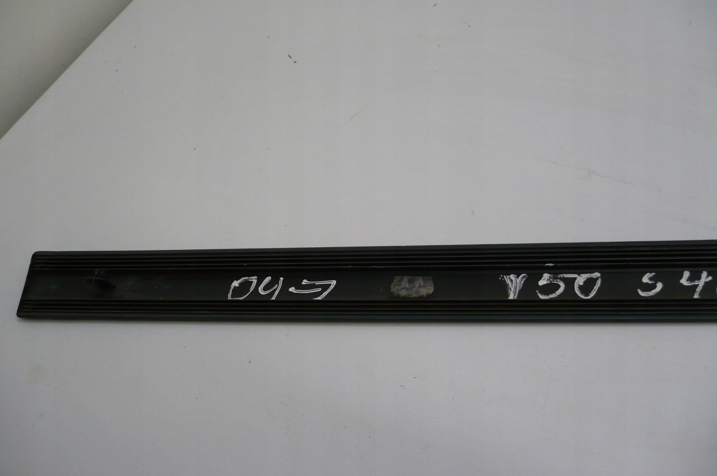 VOLVO S40 II V50 04-12 moulding door left front central