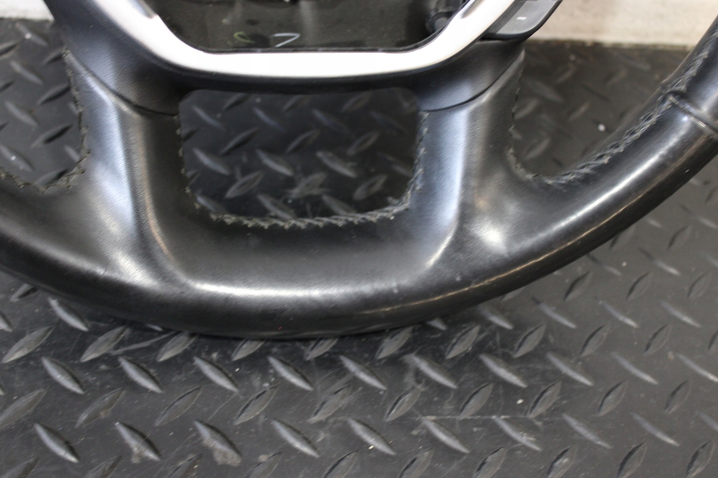volant MULTIFUNKCJA DODGE RAM V 5